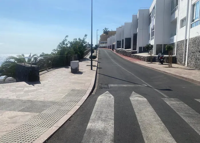 Luar Del Carmen 칼라오살바헤